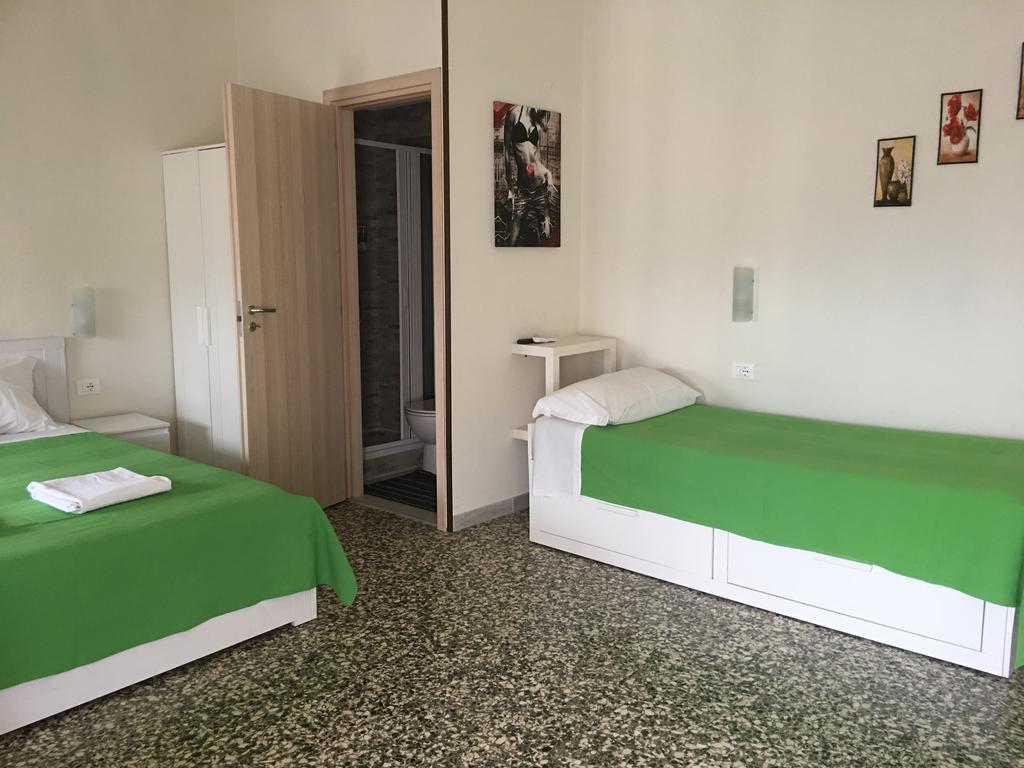 Aliante Turist House Bed & Breakfast Pisa Ngoại thất bức ảnh