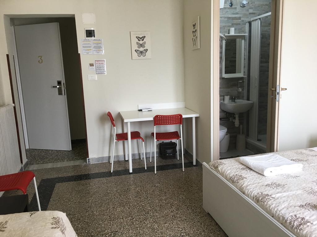 Aliante Turist House Bed & Breakfast Pisa Ngoại thất bức ảnh