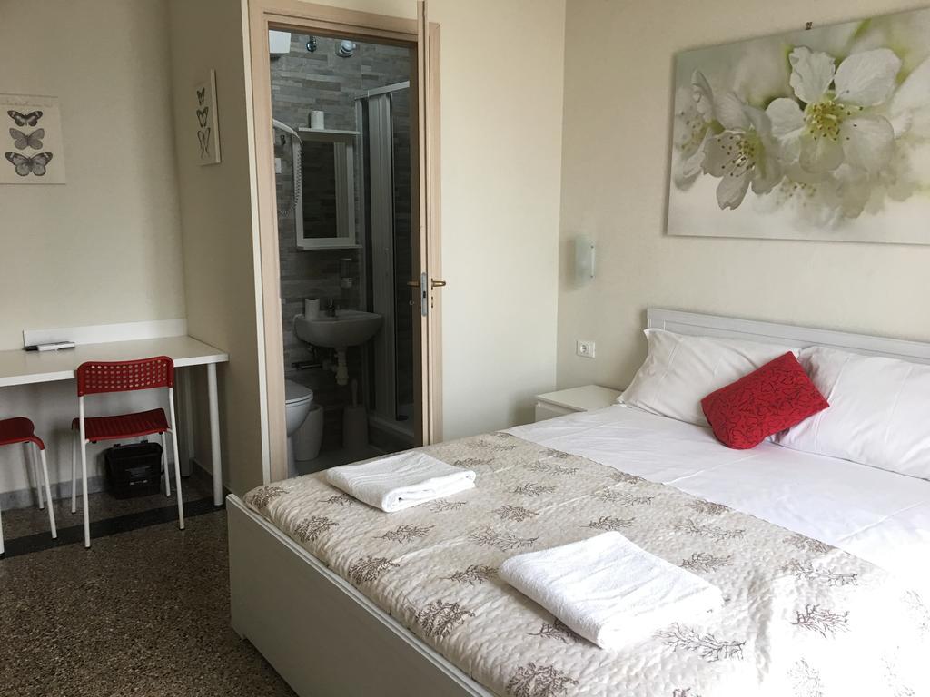 Aliante Turist House Bed & Breakfast Pisa Ngoại thất bức ảnh