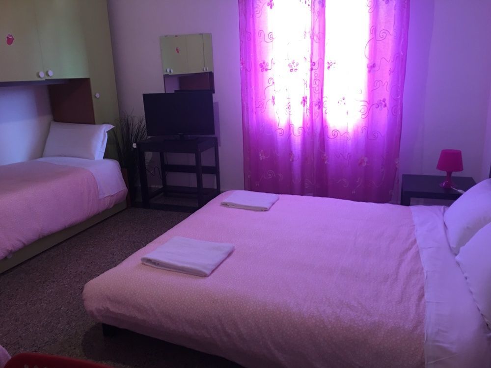 Aliante Turist House Bed & Breakfast Pisa Ngoại thất bức ảnh
