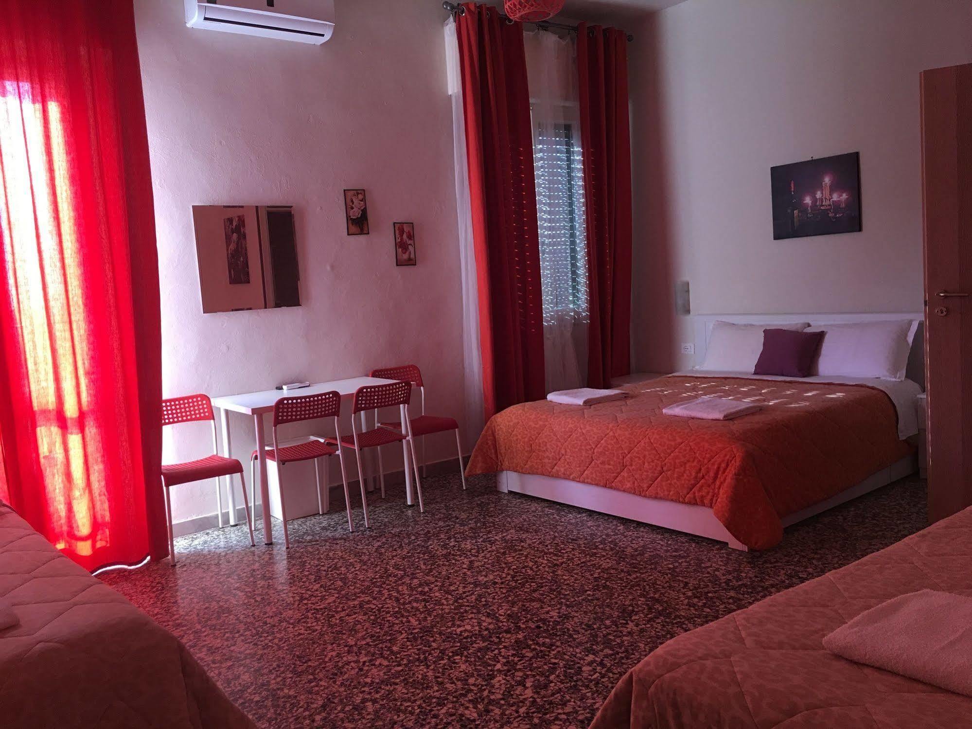 Aliante Turist House Bed & Breakfast Pisa Ngoại thất bức ảnh